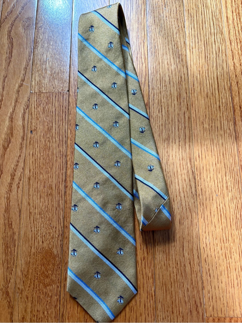Brooks Brothers Men’s Gold Silk Tie Blue Stripes Golden Fleece